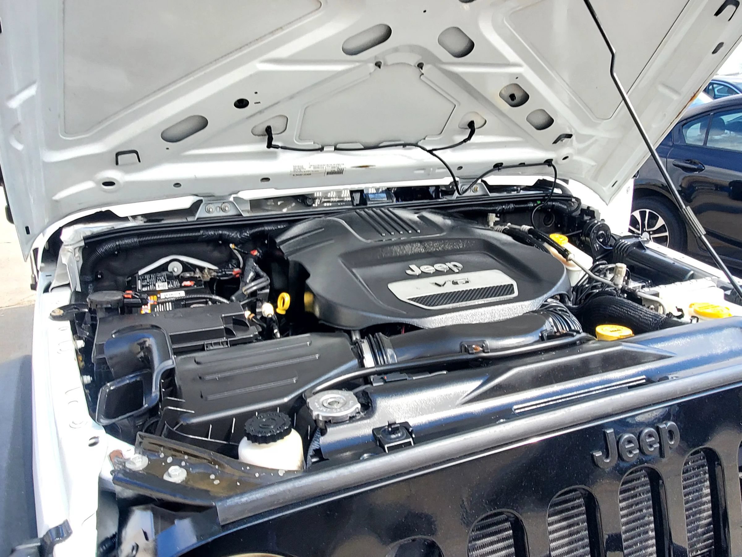 Used 2015 Jeep Wrangler Sport AWD/4WD image 48