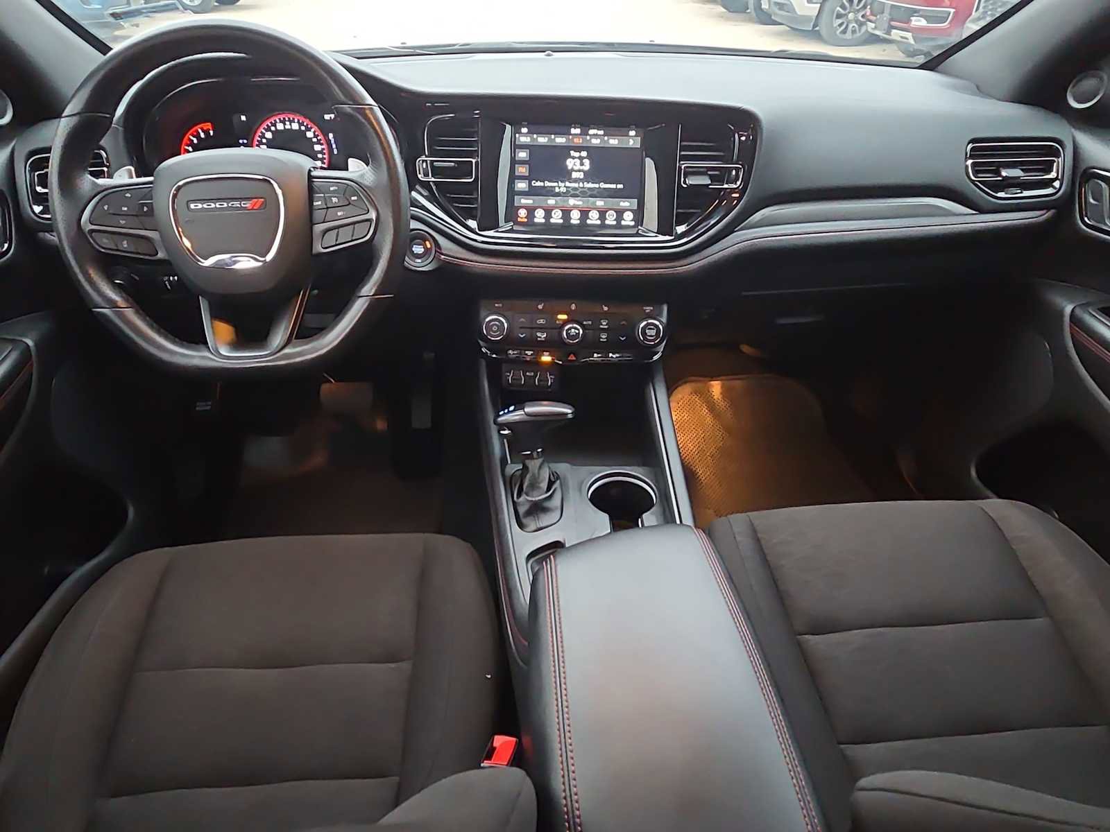 Used 2024 Dodge Durango GT w/ Blacktop Package image 10