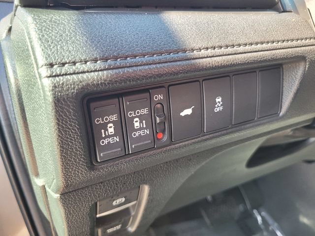 Used 2025 Honda Odyssey EX-L image 19