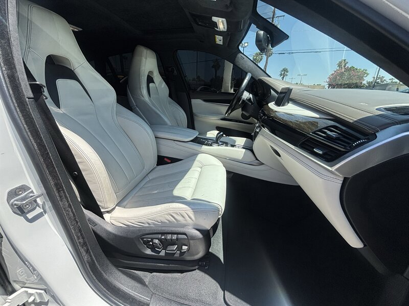 Used 2018 BMW X6 M AWD/4WD image 23