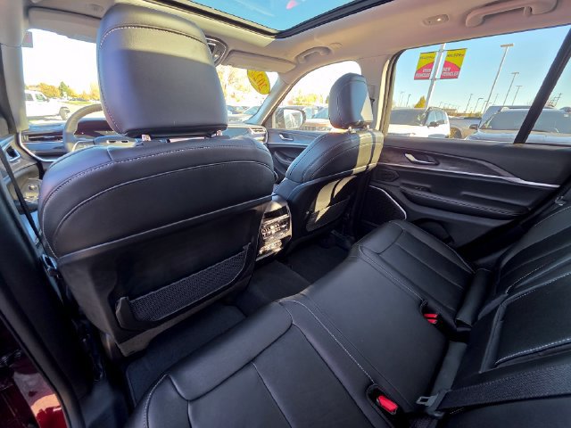 Used 2022 Jeep Grand Cherokee Limited 4xe AWD/4WD image 14