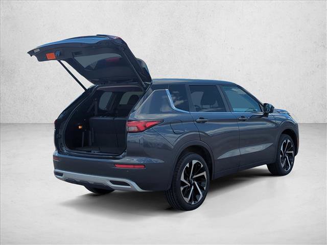 Used 2024 Mitsubishi Outlander SE AWD/4WD image 5