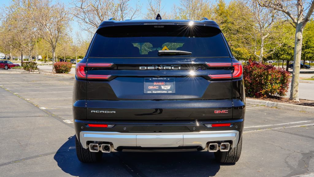 New 2026 GMC Acadia Denali w/ Super Cruise Package image 8