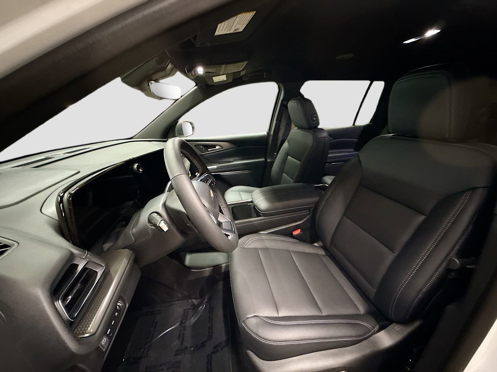 New 2026 Chevrolet Traverse LT w/ Driver Confidence Package image 24