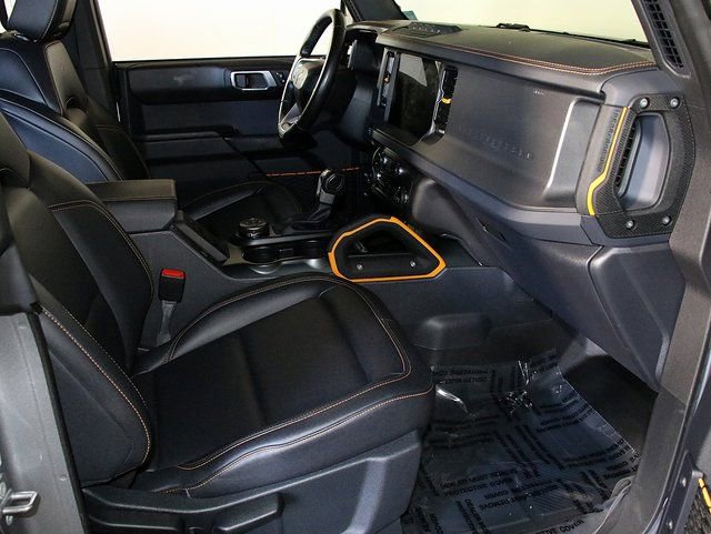 Used 2024 Ford Bronco Badlands image 32