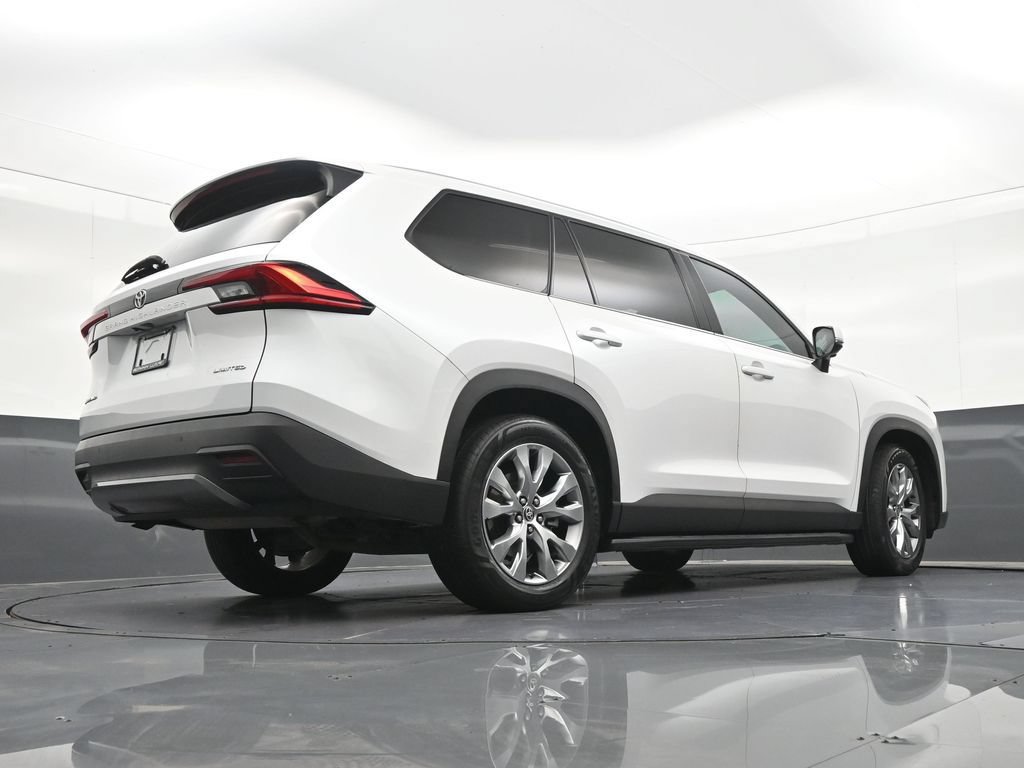 Used 2024 Toyota Grand Highlander AWD Hybrid image 28
