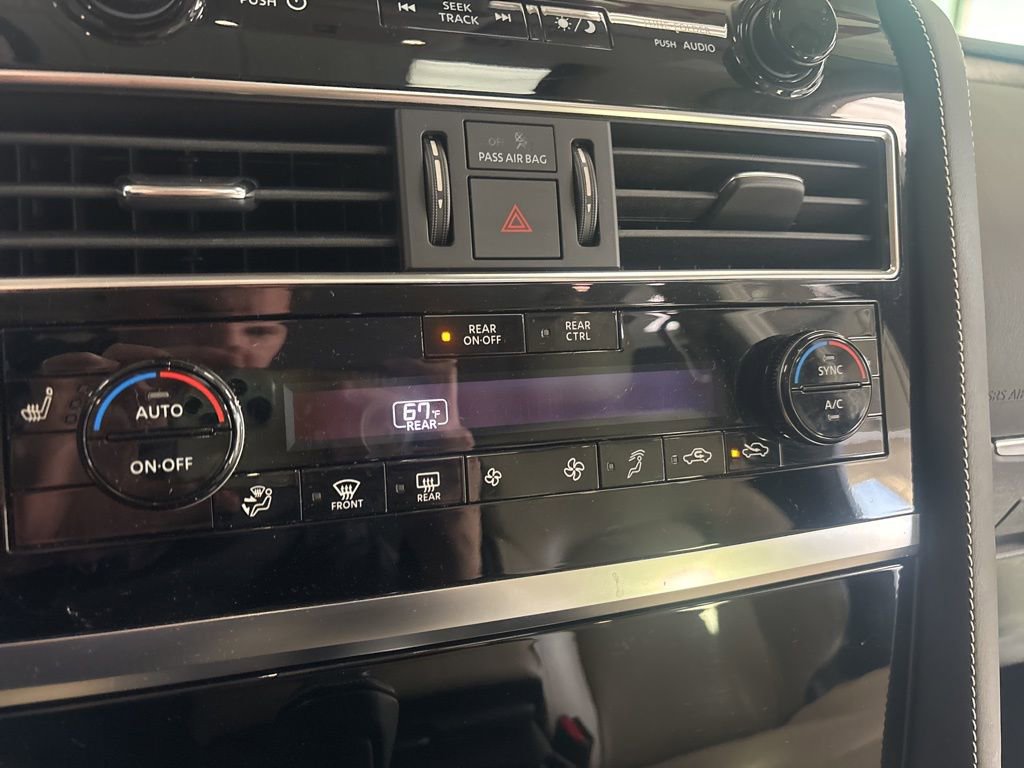 Used 2023 INFINITI QX80 Premium Select w/ All-Season Package image 24