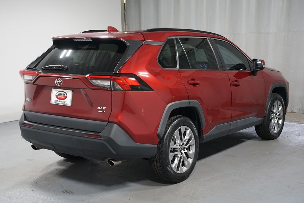 Certified 2022 Toyota RAV4 XLE Premium AWD/4WD image 8