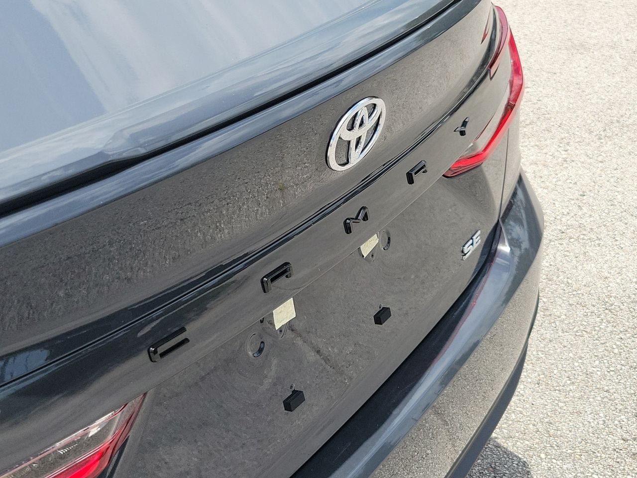 Used 2026 Toyota Camry SE FWD image 6