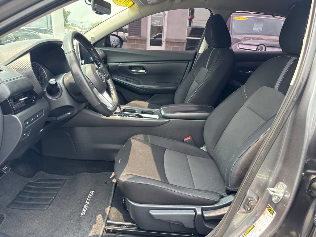 Used 2021 Nissan Sentra SV w/ Electronics Package FWD image 17
