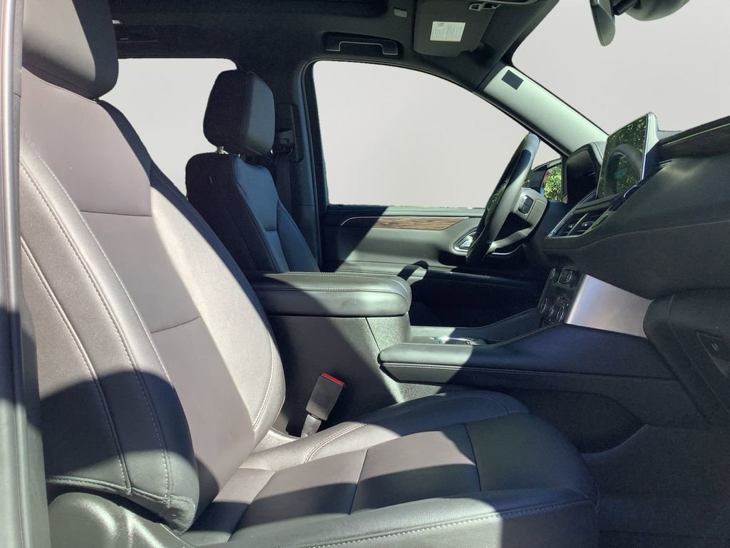 Used 2023 Chevrolet Tahoe Z71 w/ Luxury Package image 12