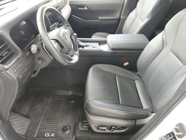 Used 2024 Lexus GX 550 w/ Accessory Package (Z1) AWD/4WD image 9