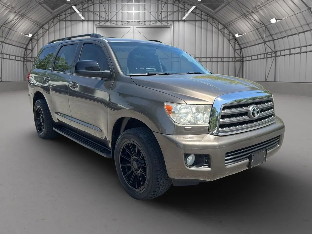 Used 2012 Toyota Sequoia SR5 image 3