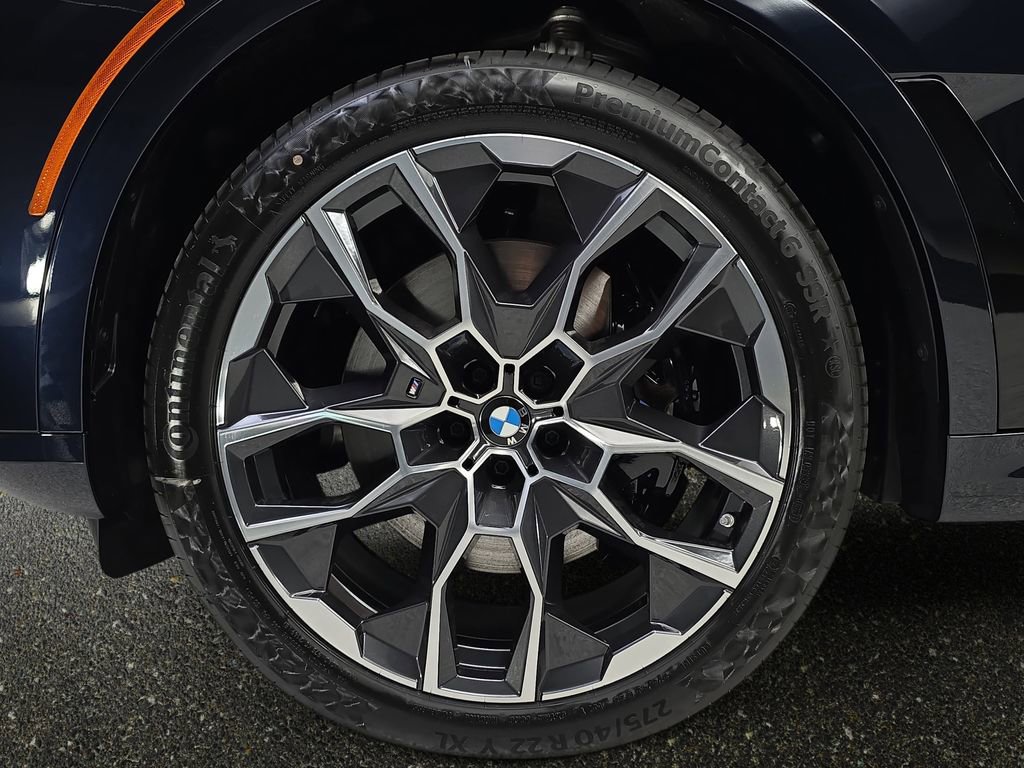 New 2026 BMW X7 M60i image 33