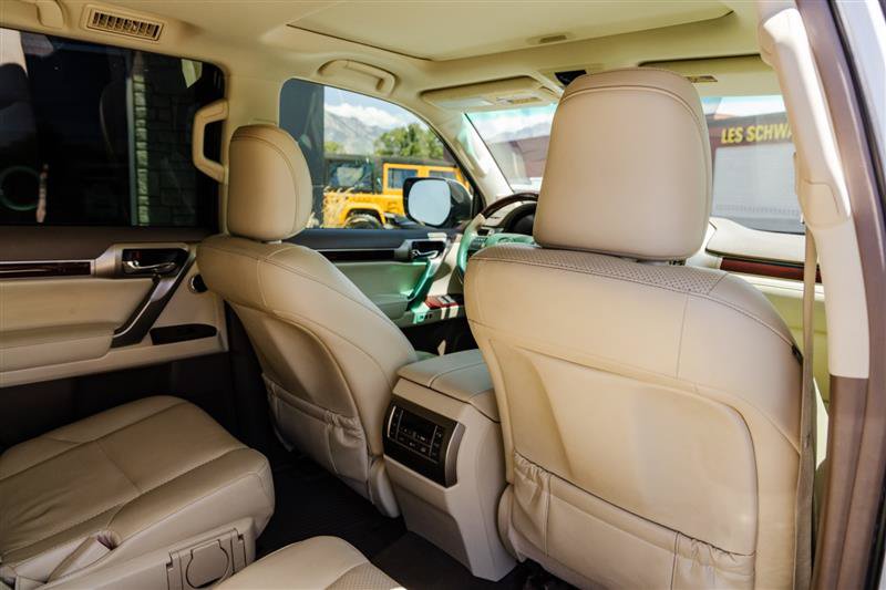 Used 2017 Lexus GX 460 Luxury AWD/4WD image 33