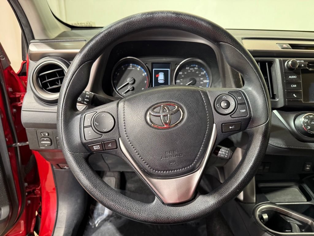 Used 2017 Toyota RAV4 LE w/ Carpet Mat Package AWD/4WD image 21