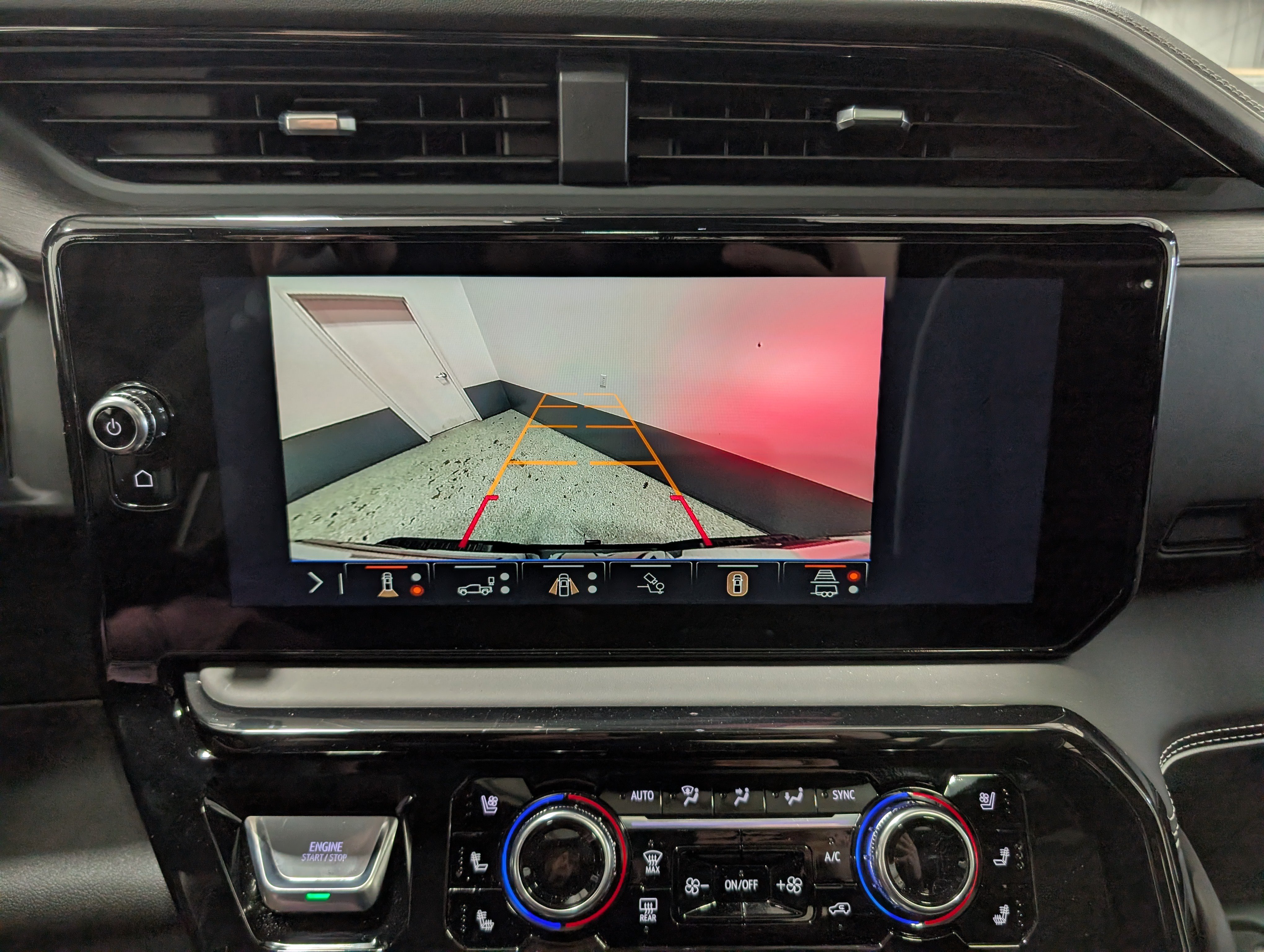 Used 2026 GMC Sierra 2500 AT4X AWD/4WD image 30