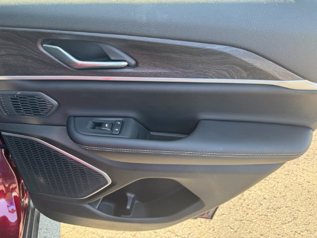 Used 2026 Jeep Grand Cherokee Limited AWD/4WD image 15