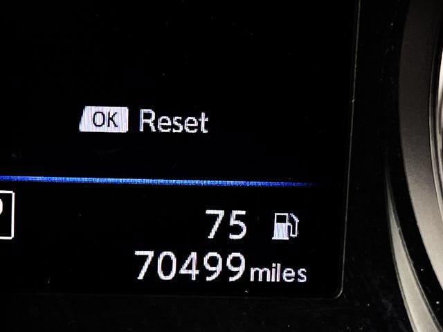 Used 2020 Nissan Rogue SV FWD image 21