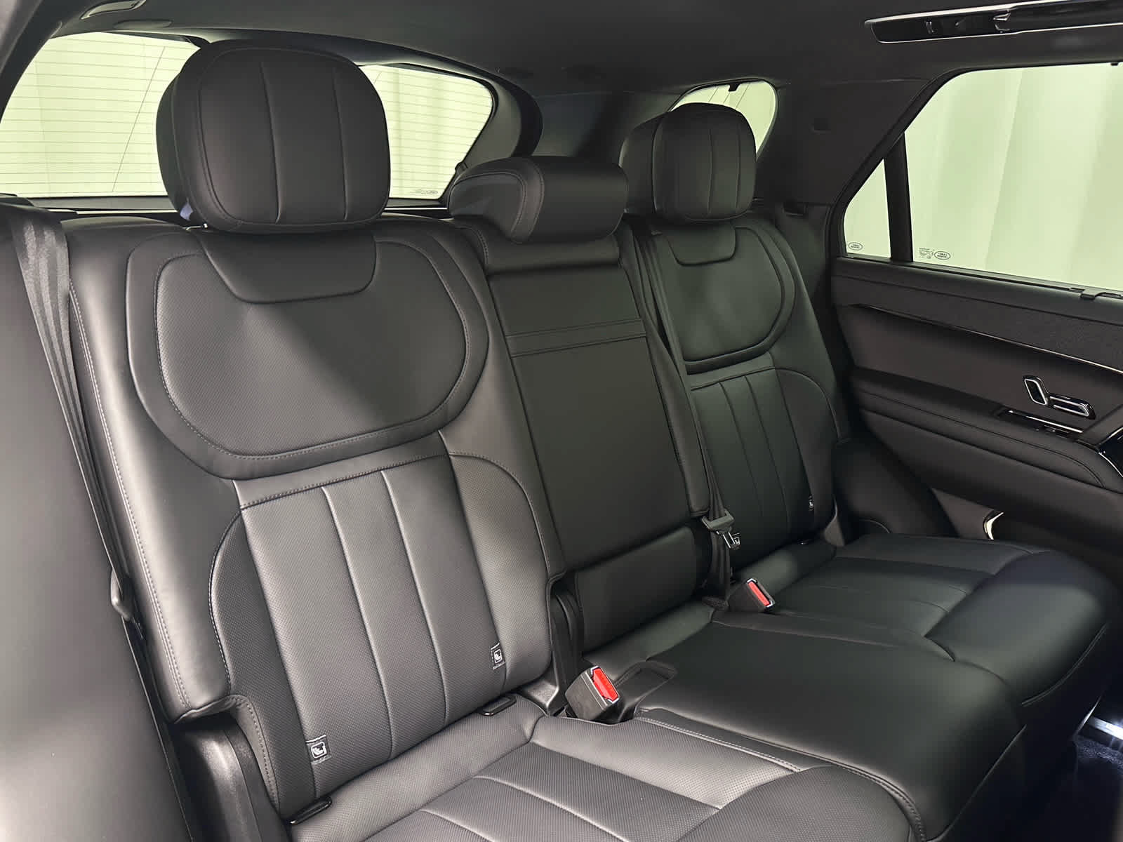Used 2025 Land Rover Range Rover Sport Autobiography AWD/4WD image 21