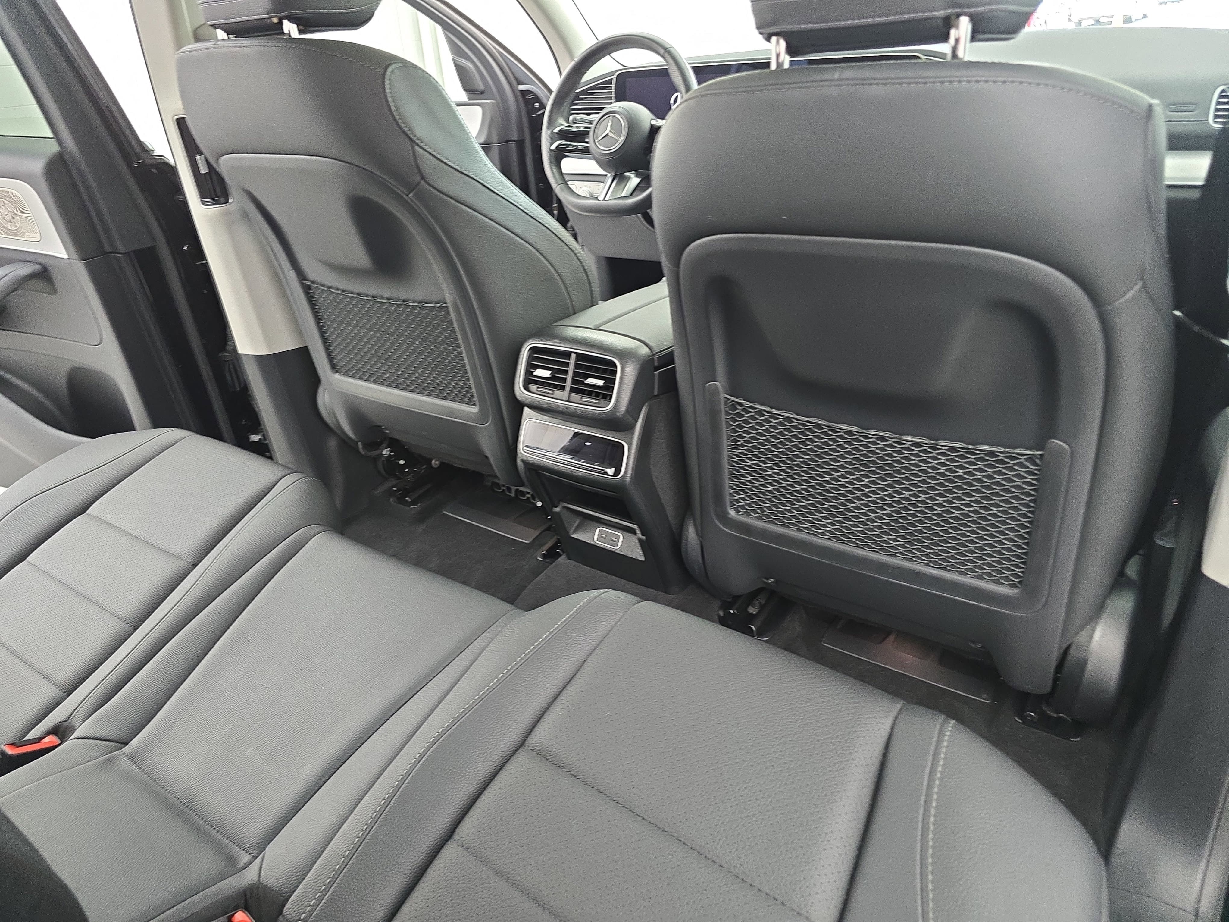Used 2024 Mercedes-Benz GLS 450 4MATIC w/ AMG Line Exterior image 11