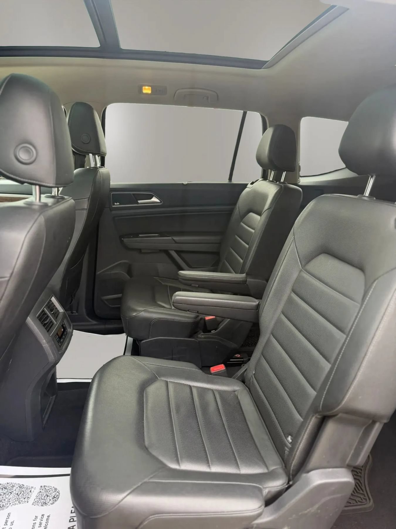 Used 2019 Volkswagen Atlas SEL Premium AWD/4WD image 18