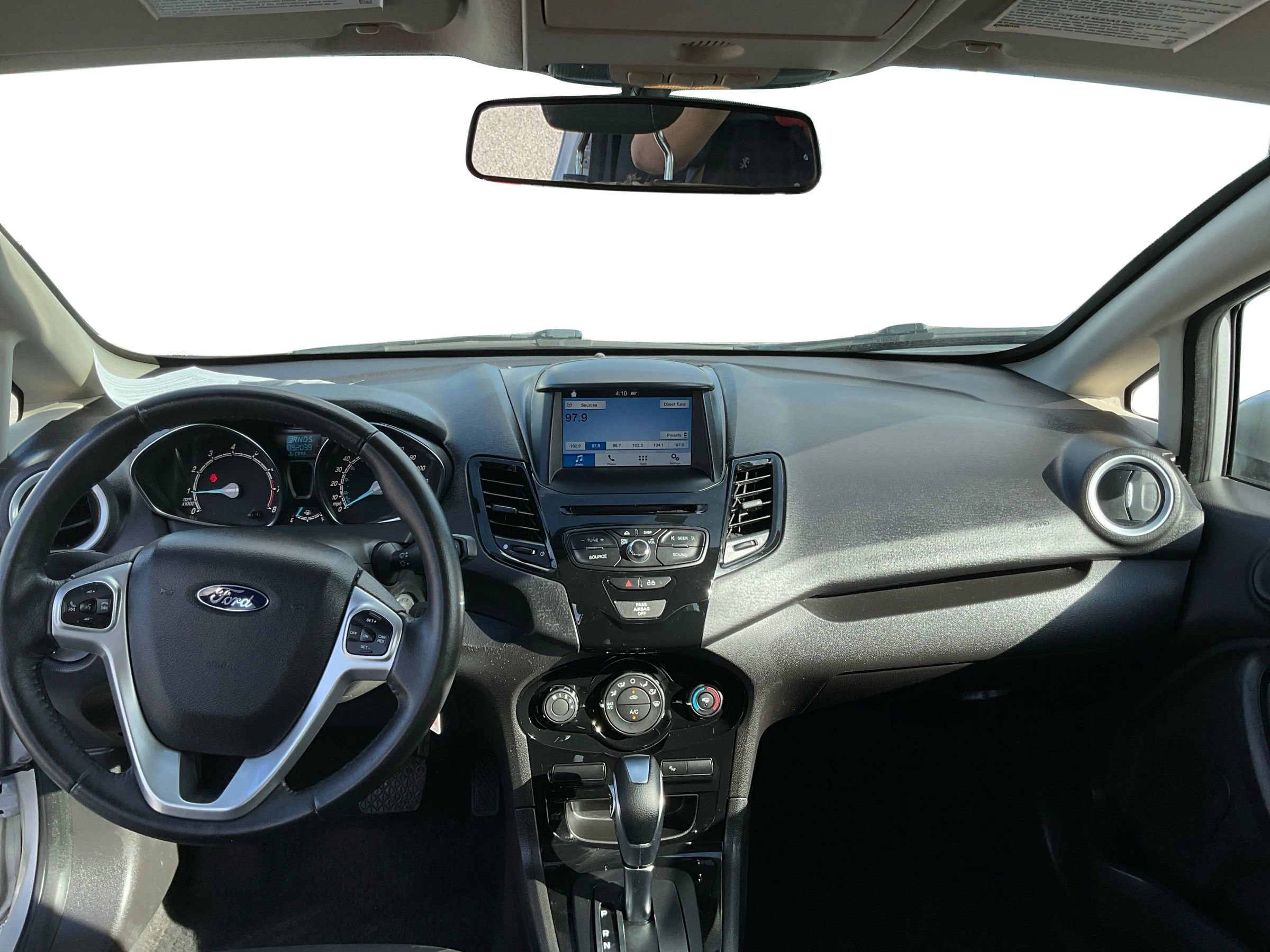 Used 2016 Ford Fiesta SE w/ Equipment Group 201A image 21