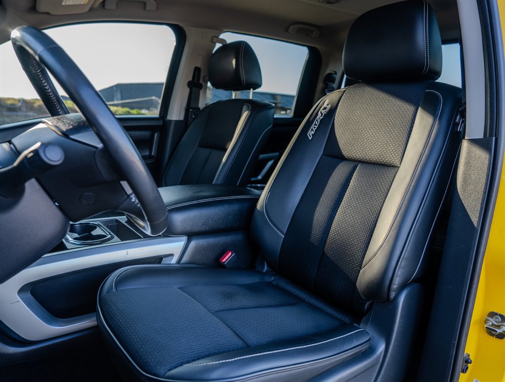 Used 2018 Nissan Titan PRO-4X image 25