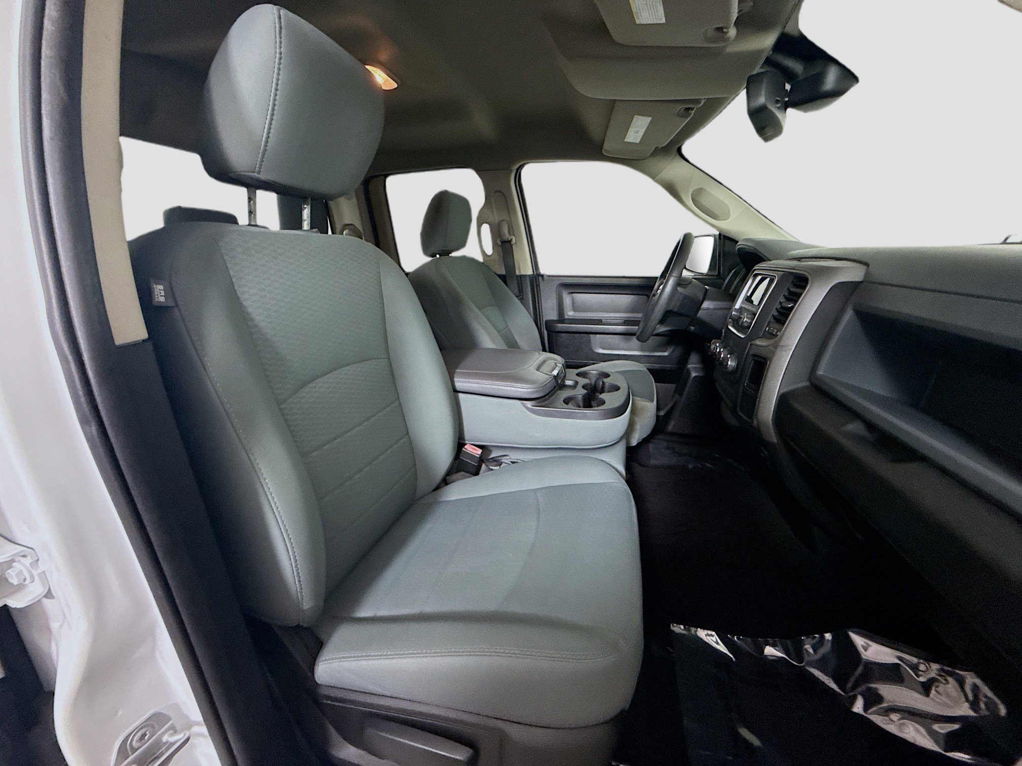 Used 2019 RAM 1500 Express image 28