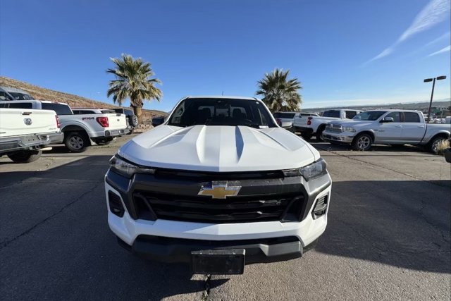 Used 2023 Chevrolet Colorado LT w/ LT Convenience Package II image 8