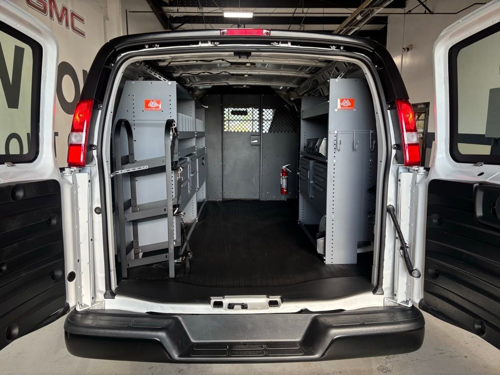 New 2025 Chevrolet Express 2500 Work Van w/ Driver Convenience Package image 10