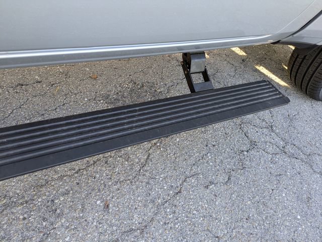 New 2026 RAM 1500 Laramie w/ Night Edition AWD/4WD image 10