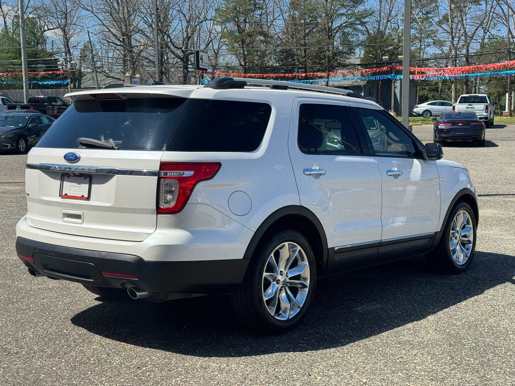 Used 2011 Ford Explorer XLT w/ 202A Rapid Spec Order Code FWD image 5