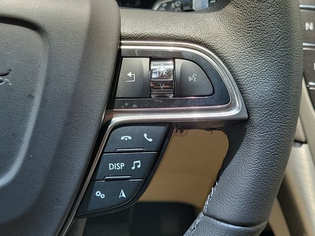 Used 2019 Lincoln Nautilus FWD image 20