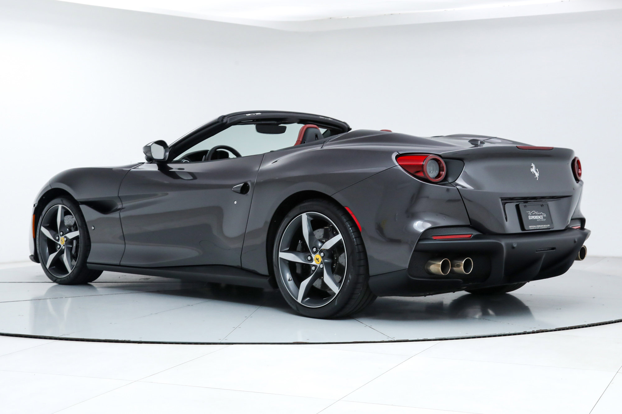 Certified 2023 Ferrari Portofino M image 8