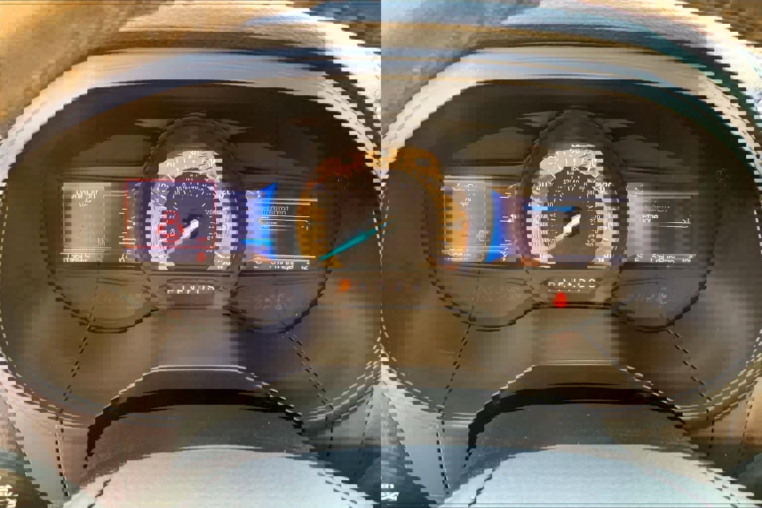 Used 2024 Ford Edge SEL w/ Sport Appearance Package image 25