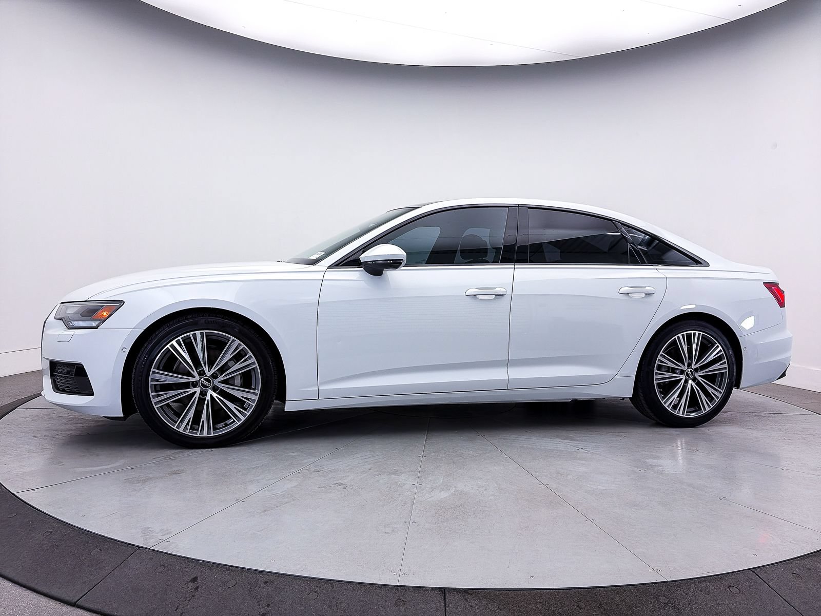 Used 2023 Audi A6 Premium Plus w/ Premium Plus Package AWD/4WD image 42