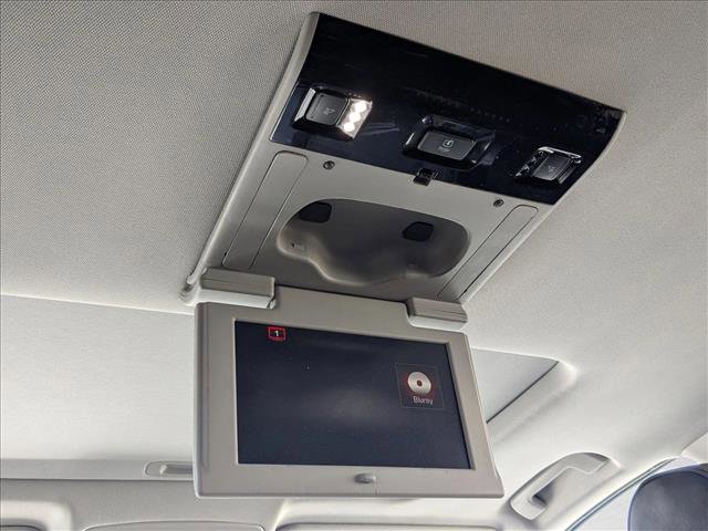 Used 2015 GMC Sierra 3500 Denali w/ Duramax Plus Package image 16