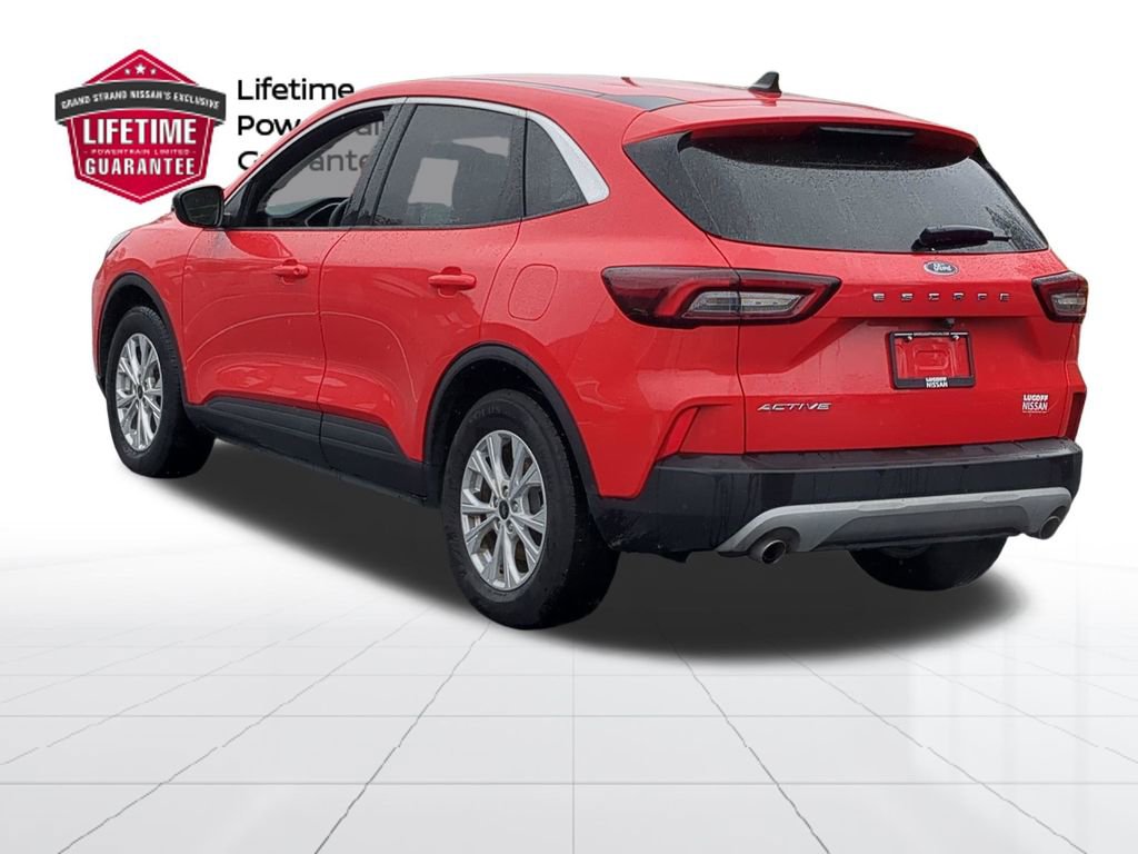 Used 2024 Ford Escape Active image 5