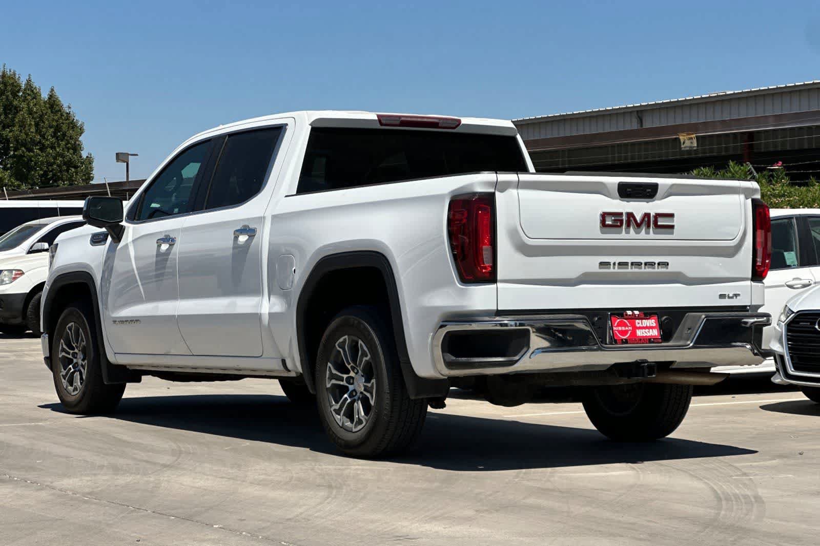Used 2025 GMC Sierra 1500 SLT RWD image 7