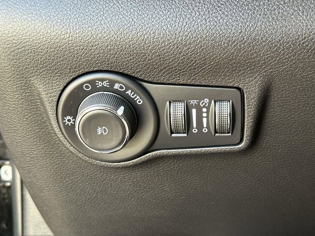 Used 2023 Jeep Compass Altitude image 16