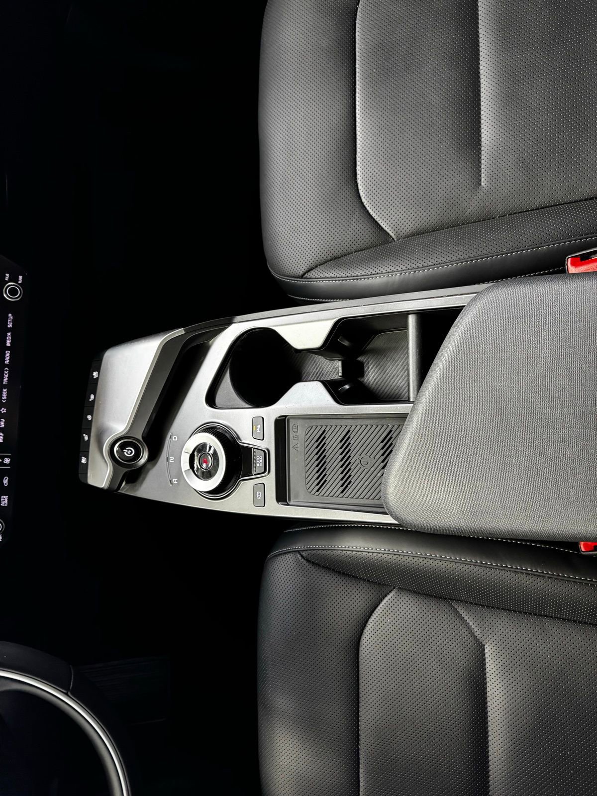 Used 2022 Kia EV6 Wind image 25