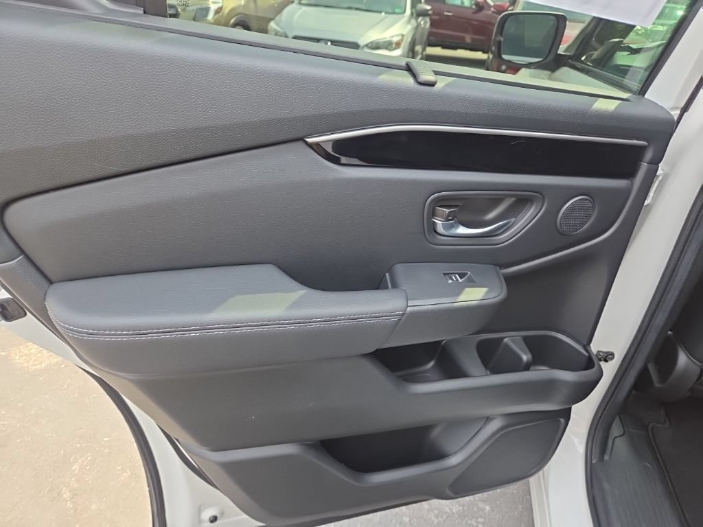Used 2023 Honda Pilot EX-L image 12