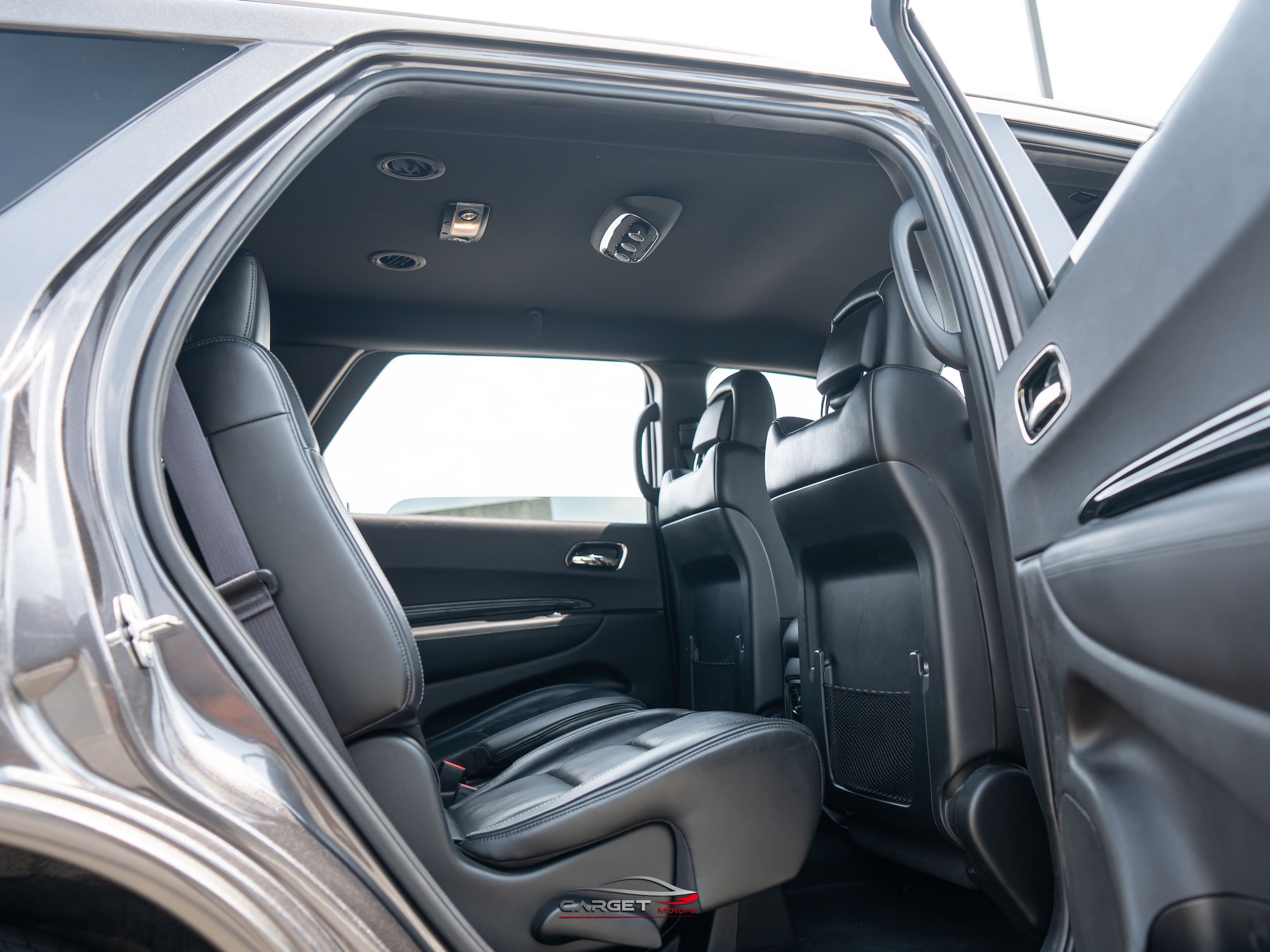 Used 2020 Dodge Durango R/T w/ Blacktop Package AWD/4WD image 19
