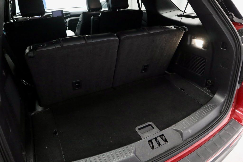 Certified 2022 Ford Explorer ST w/ Equipment Group 401A image 19