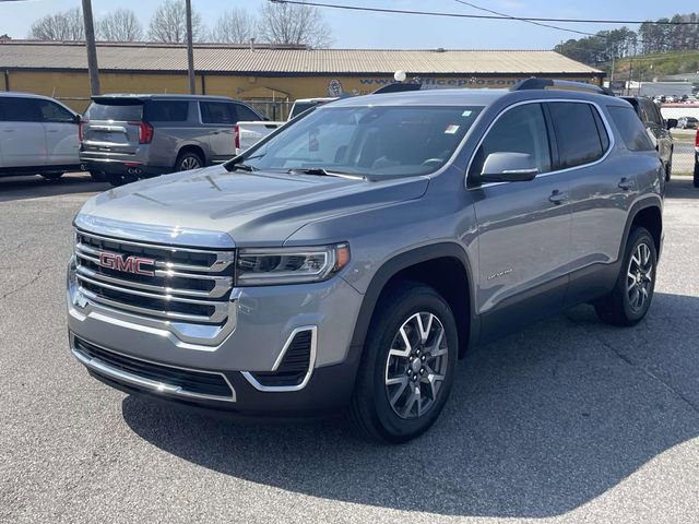 Used 2023 GMC Acadia SLE w/ Driver Convenience Package FWD image 9