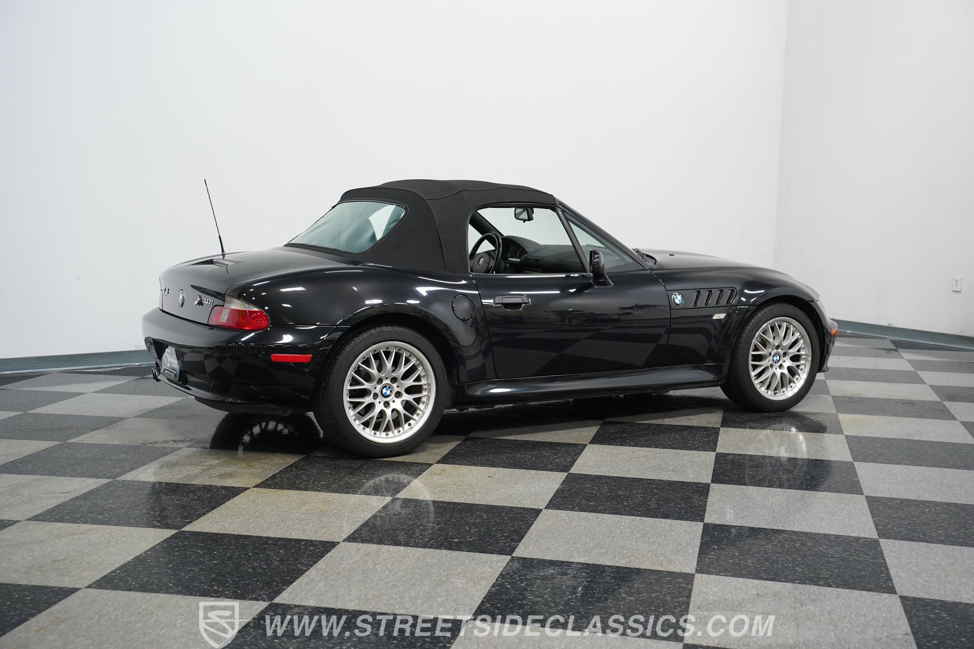 Used 2002 BMW Z3 3.0i image 14