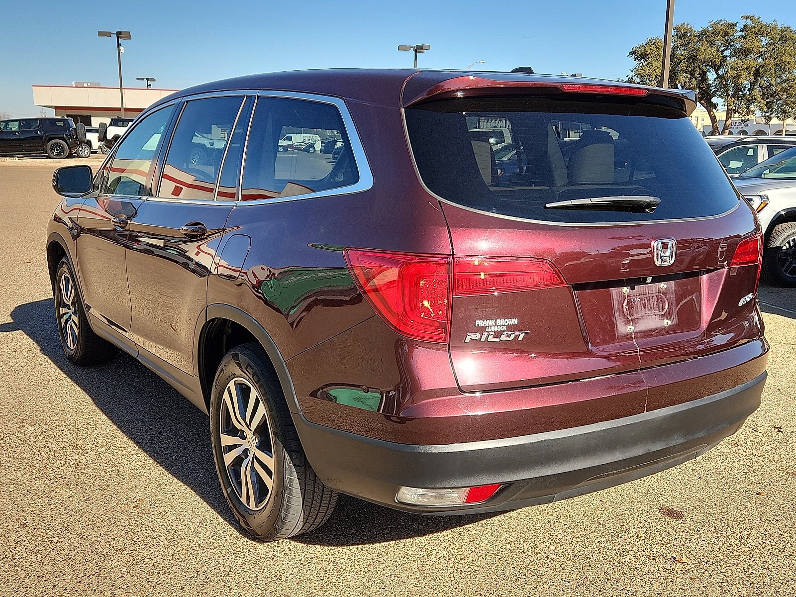 Used 2017 Honda Pilot EX-L image 3