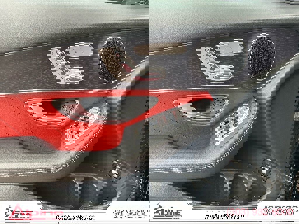 Used 2022 Mercedes-Benz GLC 300 4MATIC image 18