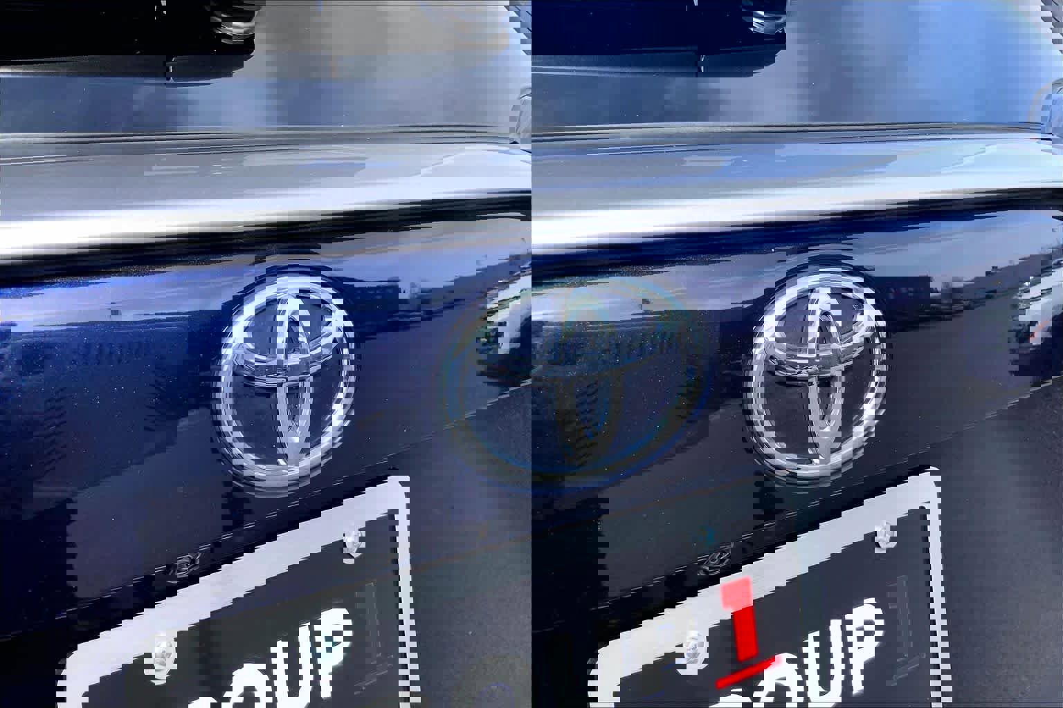 Used 2023 Toyota RAV4 Limited image 30